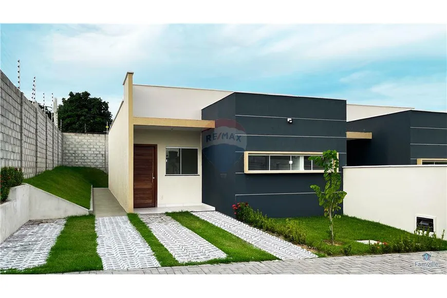 Foto 1 de Casa com 2 Quartos à venda, 67m² em Pajuçara, Natal