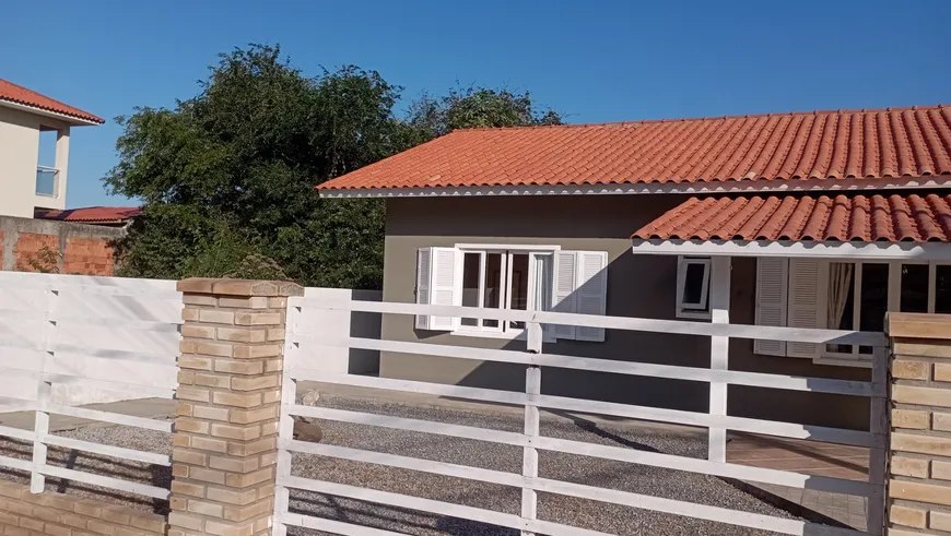 Foto 1 de Casa com 3 Quartos à venda, 150m² em São João do Rio Vermelho, Florianópolis