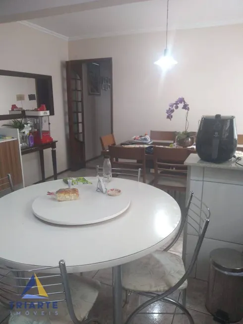 Foto 1 de Sobrado com 3 Quartos à venda, 249m² em Vila Yara, Osasco