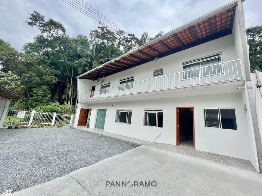 Foto 1 de para alugar, 180m² em Escola Agrícola, Blumenau