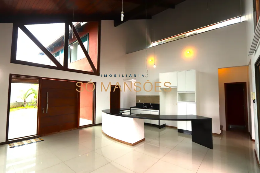 Foto 1 de Casa de Condomínio com 4 Quartos à venda, 285m² em Mirante da Mata, Nova Lima