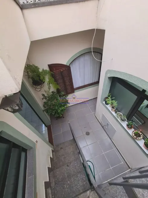 Foto 1 de Casa com 3 Quartos à venda, 120m² em Vila Scarpelli, Santo André