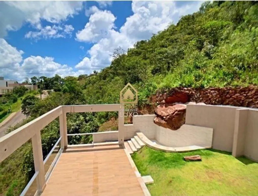 Foto 1 de Casa com 4 Quartos à venda, 291m² em Mirante da Mata, Nova Lima