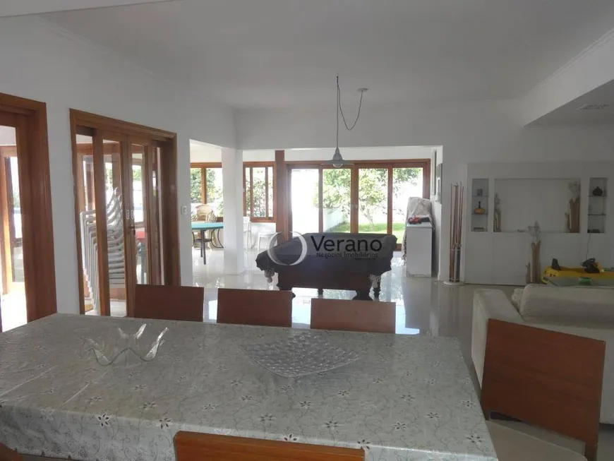 Foto 1 de Casa com 5 Quartos à venda, 380m² em Enseada, Guarujá