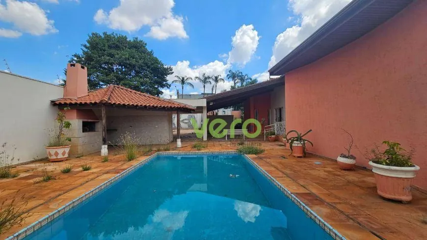 Foto 1 de Casa com 4 Quartos para venda ou aluguel, 309m² em Vila Nossa Senhora de Fátima, Americana