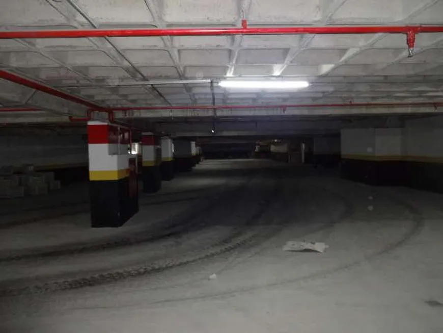 Foto 1 de Sala Comercial para venda ou aluguel, 1200m² em Empresarial 18 do Forte, Barueri