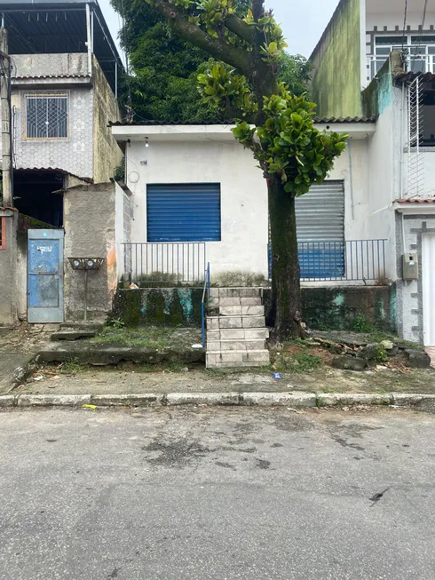 Foto 1 de Lote/Terreno à venda, 240m² em Jardim Meriti, São João de Meriti