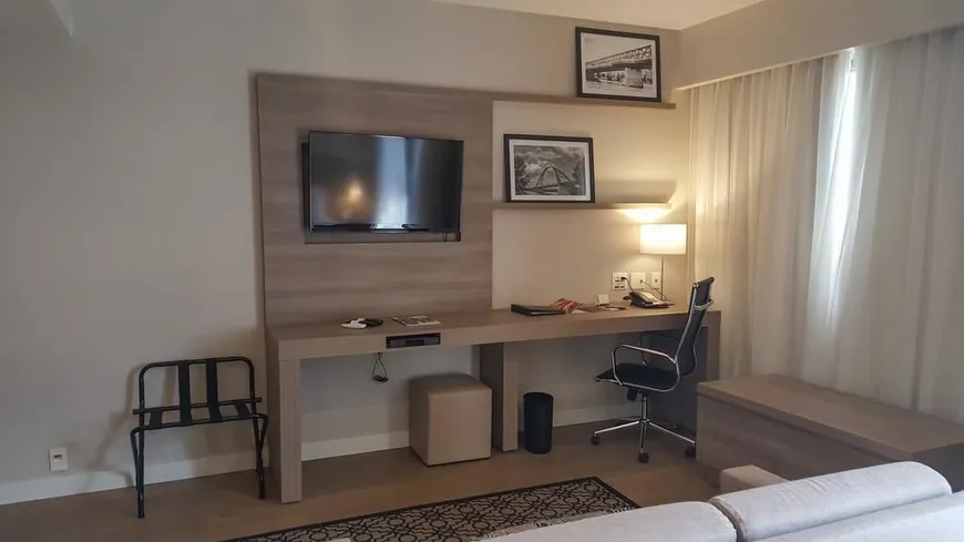 Foto 1 de Flat com 1 Quarto à venda, 40m² em Itaim Bibi, São Paulo