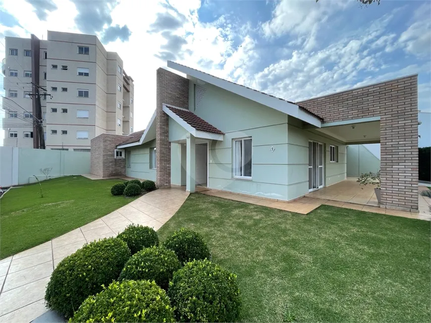 Foto 1 de Casa com 3 Quartos à venda, 210m² em Country, Cascavel