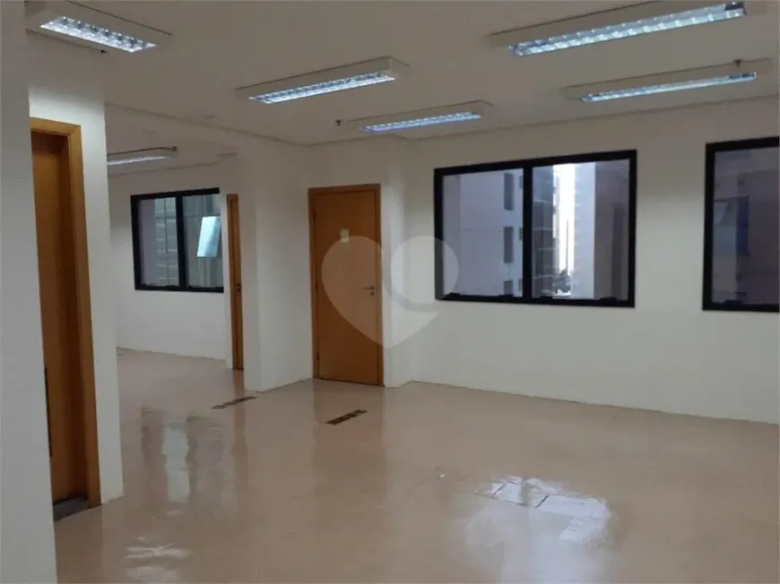 Foto 1 de Sala Comercial com 1 Quarto para venda ou aluguel, 74m² em Vila Olímpia, São Paulo