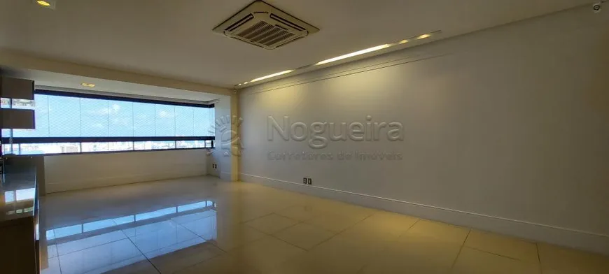 Foto 1 de Apartamento com 3 Quartos à venda, 140m² em Madalena, Recife