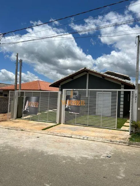 Foto 1 de Casa com 2 Quartos à venda, 65m² em Aguassaí, Cotia