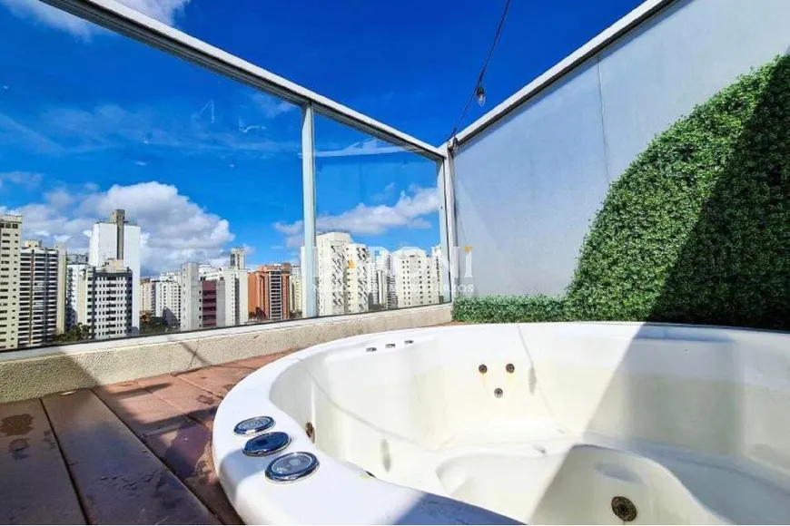 Foto 1 de Cobertura com 2 Quartos à venda, 105m² em Moema, São Paulo