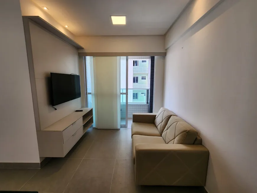 Foto 1 de Apartamento com 2 Quartos para alugar, 49m² em Pina, Recife