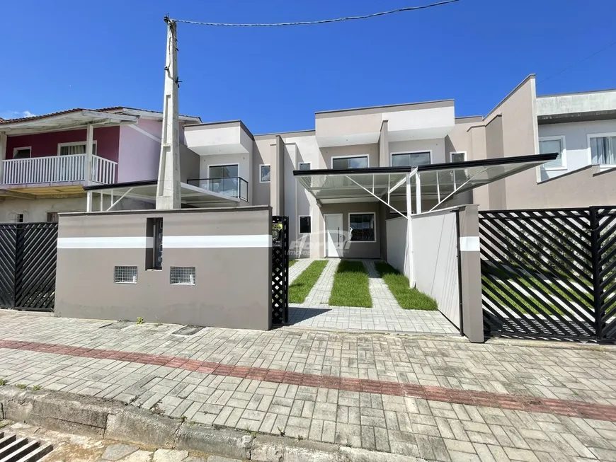 Foto 1 de Sobrado com 3 Quartos à venda, 125m² em Figueira, Gaspar