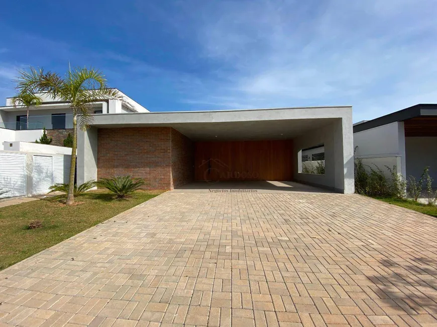 Foto 1 de Casa de Condomínio com 3 Quartos à venda, 260m² em Condominio Villas do Golfe, Itu