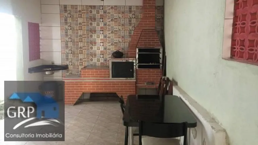 Foto 1 de Sobrado com 3 Quartos à venda, 206m² em Jardim Santo Antonio, Santo André