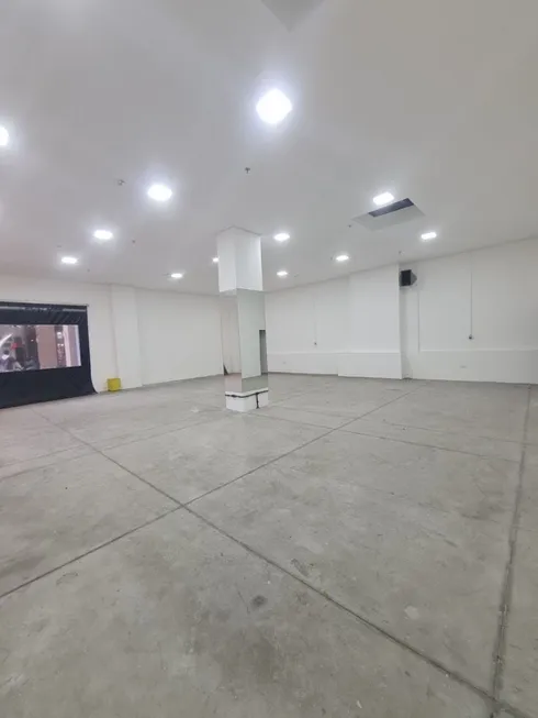 Foto 1 de Ponto Comercial para venda ou aluguel, 286m² em Alphaville Conde II, Barueri