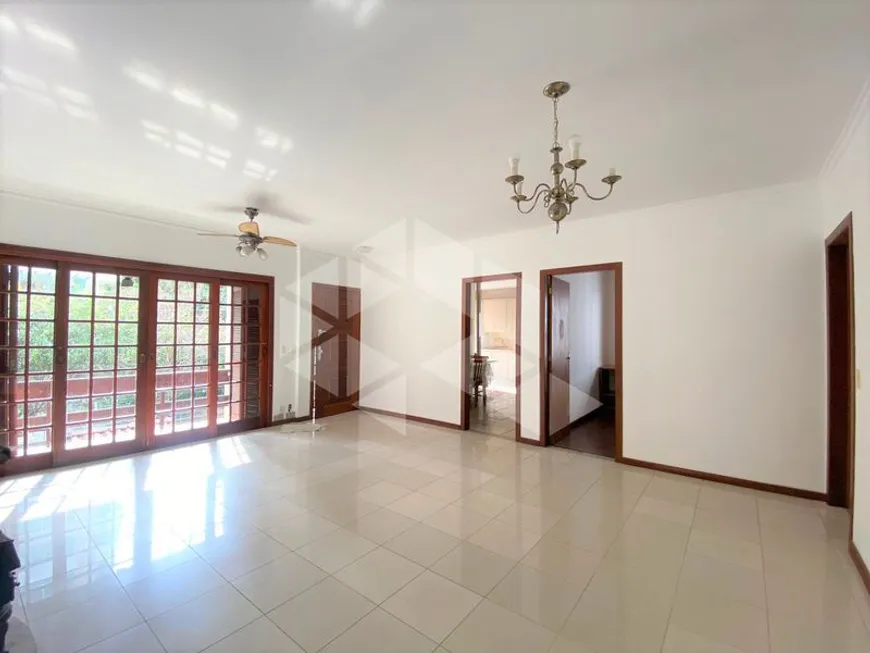 Foto 1 de Casa com 3 Quartos para alugar, 198m² em Petrópolis, Porto Alegre