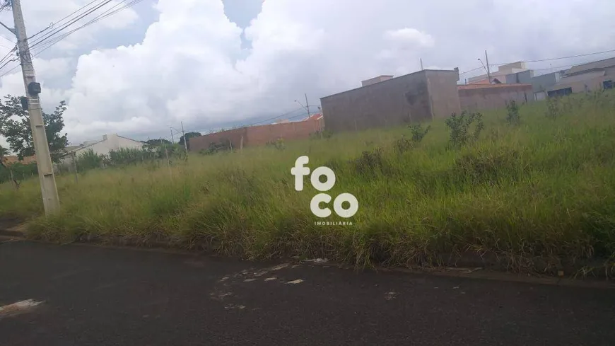 Foto 1 de Lote/Terreno à venda, 250m² em Jardim Ipanema, Uberlândia