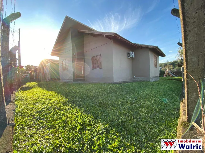 Foto 1 de Casa com 2 Quartos à venda, 70m² em 25 de Julho, Campo Bom