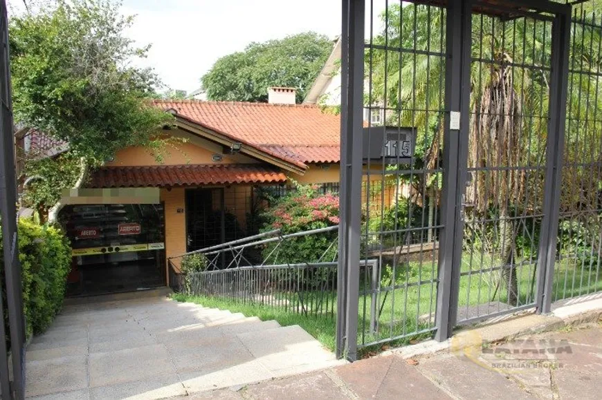 Foto 1 de Casa com 3 Quartos à venda, 280m² em Teresópolis, Porto Alegre