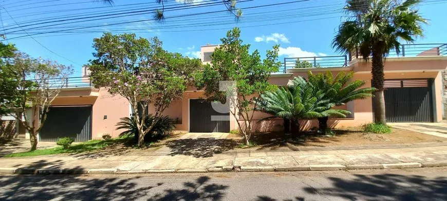 Foto 1 de Casa com 5 Quartos à venda, 407m² em Nova Tatuí, Tatuí