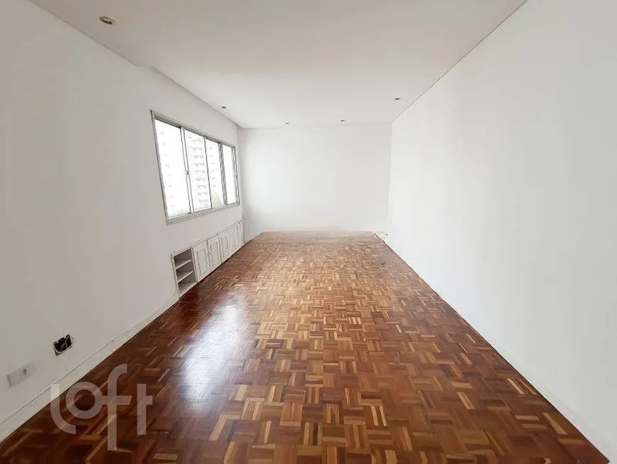 Foto 1 de Apartamento com 2 Quartos à venda, 75m² em Itaim Bibi, São Paulo