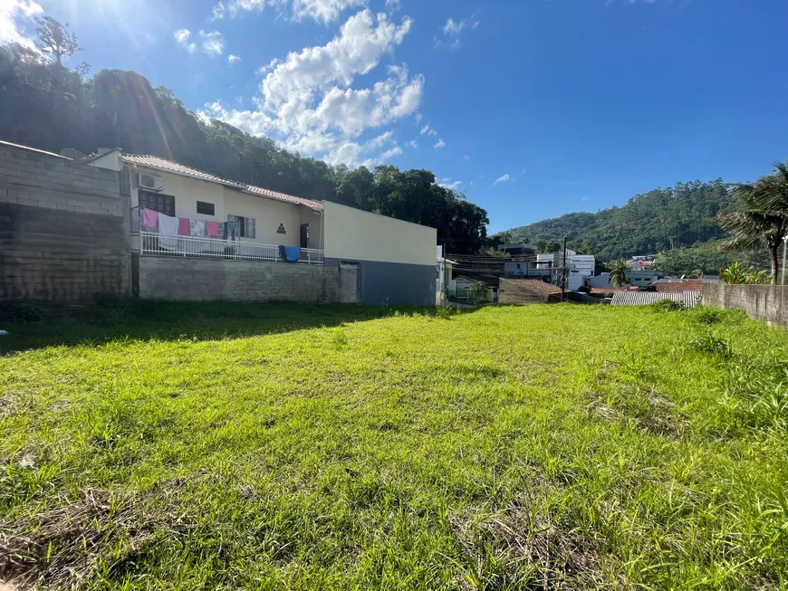 Foto 1 de Lote/Terreno à venda, 885m² em São Pedro, Brusque