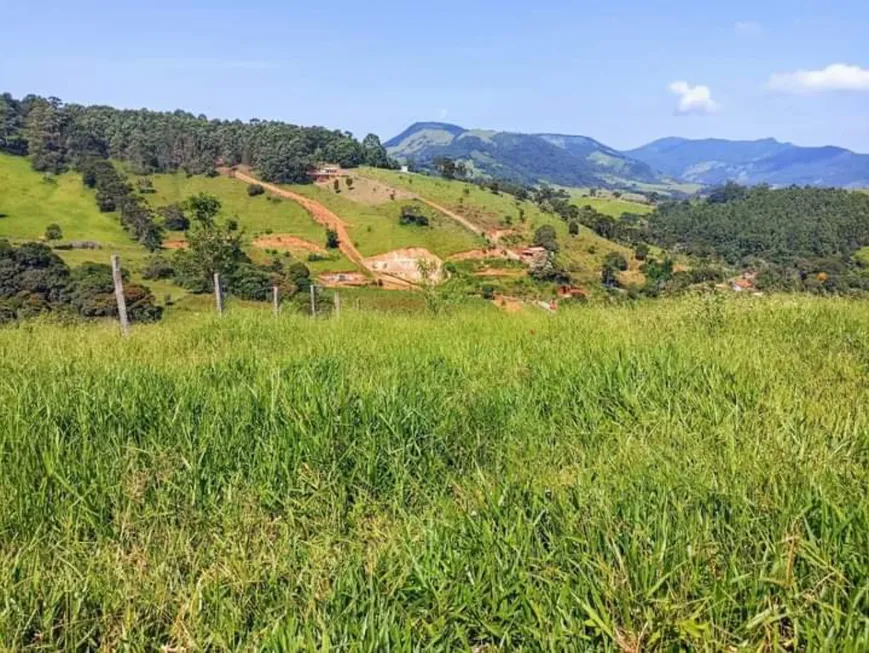 Foto 1 de Lote/Terreno à venda, 100m² em Centro, Camanducaia