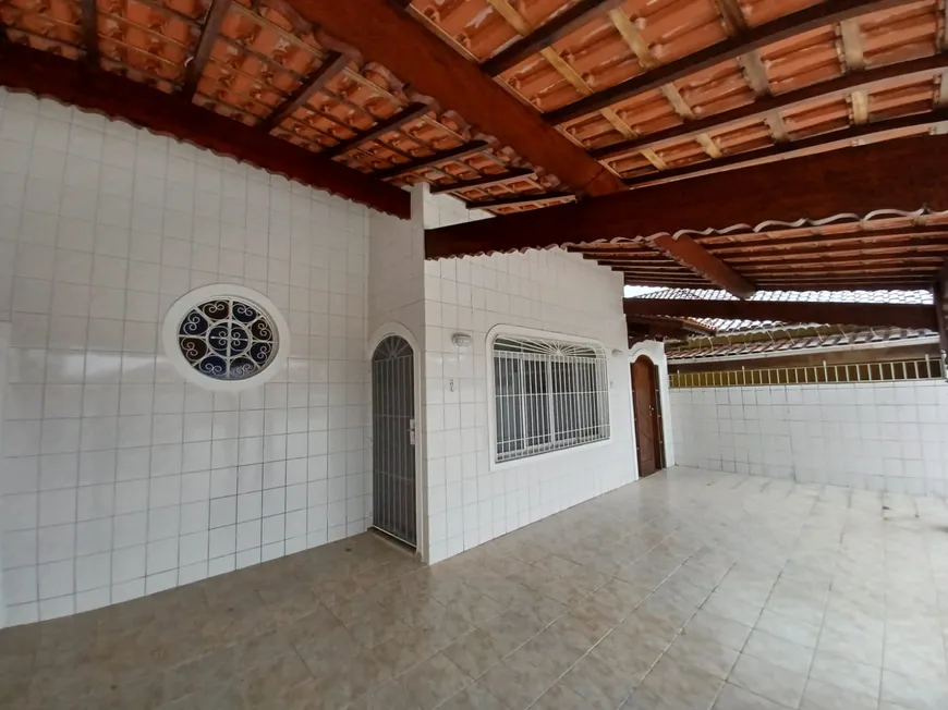 Foto 1 de Casa com 2 Quartos à venda, 147m² em Vila Caicara, Praia Grande