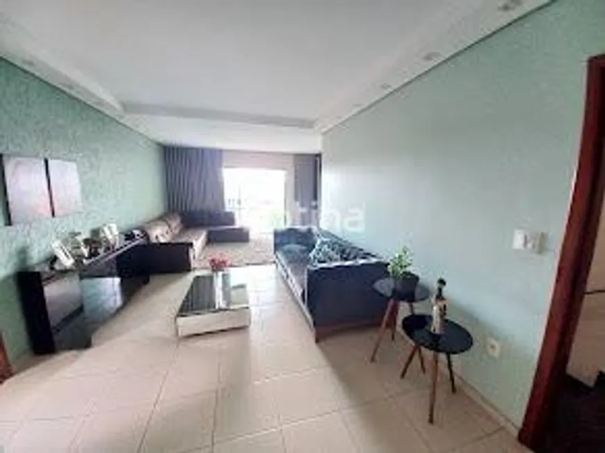 Foto 1 de Apartamento com 3 Quartos para alugar, 190m² em Nossa Senhora Aparecida, Uberlândia