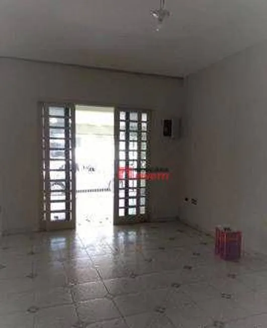 Foto 1 de Sobrado com 3 Quartos para venda ou aluguel, 318m² em Paulicéia, São Bernardo do Campo