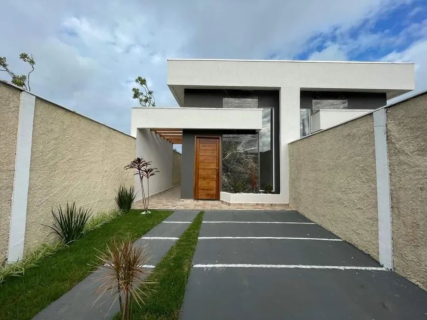 Foto 1 de Casa com 2 Quartos à venda, 80m² em Jardim Guacira, Itanhaém