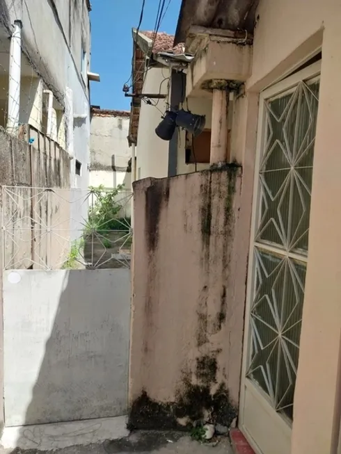 Foto 1 de Casa com 2 Quartos para alugar, 22m² em Bangu, Rio de Janeiro
