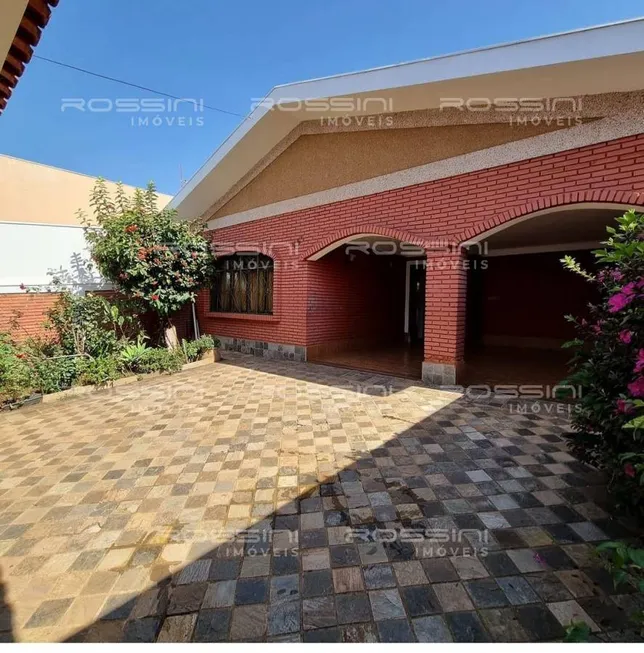 Foto 1 de Casa com 4 Quartos à venda, 250m² em Sumarezinho, Ribeirão Preto