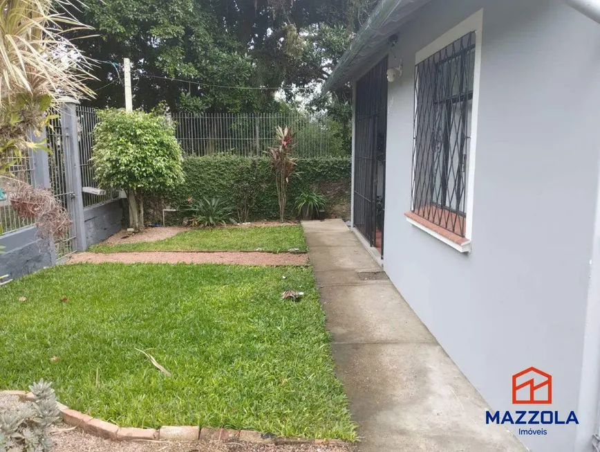 Foto 1 de Casa com 2 Quartos para alugar, 150m² em Teresópolis, Porto Alegre