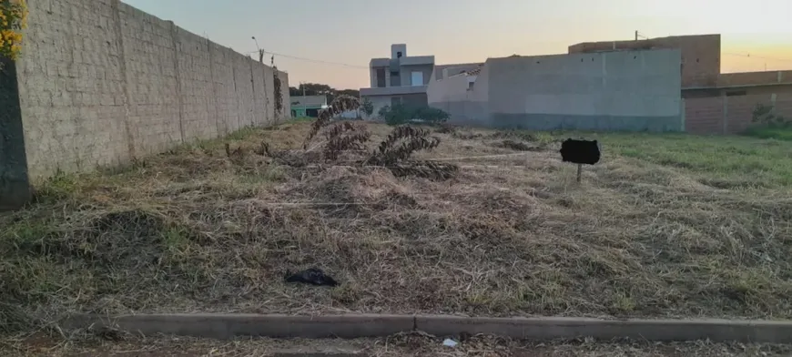 Foto 1 de Lote/Terreno à venda, 250m² em Jardim Leticia, São Carlos