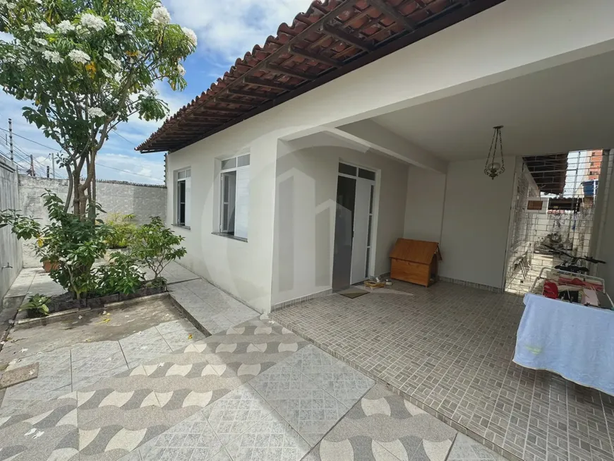 Foto 1 de Casa com 4 Quartos à venda, 225m² em Farolândia, Aracaju