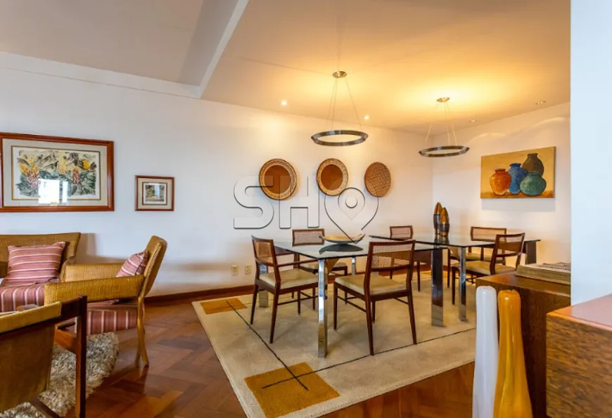 Foto 1 de Apartamento com 3 Quartos à venda, 247m² em Alto da Lapa, São Paulo