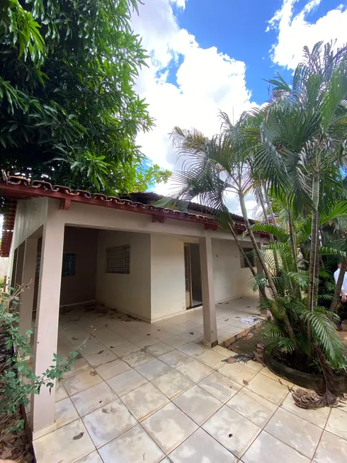 Foto 1 de Casa com 3 Quartos à venda, 320m² em Plano Diretor Sul, Palmas