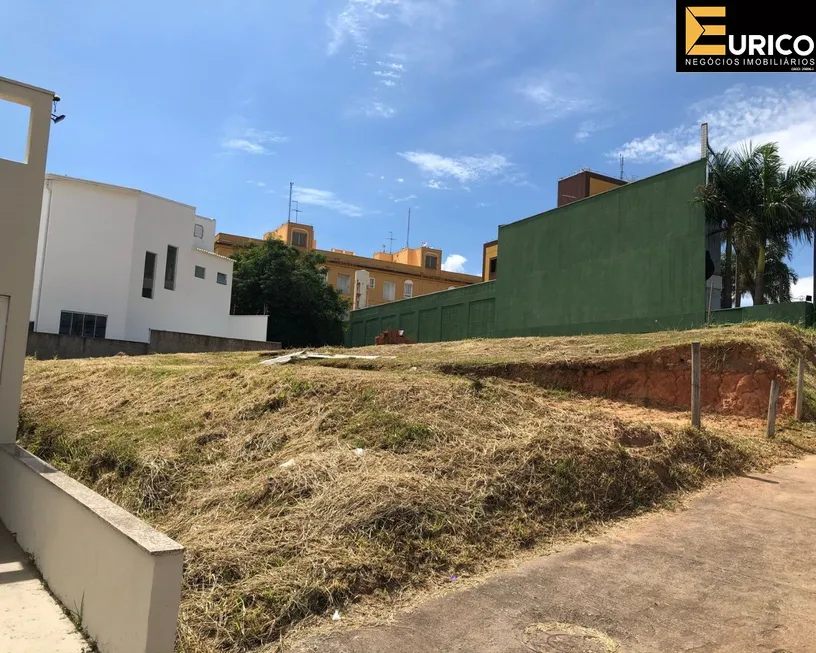 Foto 1 de Lote/Terreno à venda, 1000m² em Centro, Vinhedo