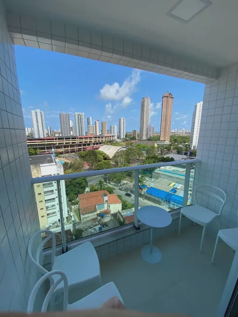 Foto 1 de Apartamento com 3 Quartos à venda, 66m² em Benfica, Recife