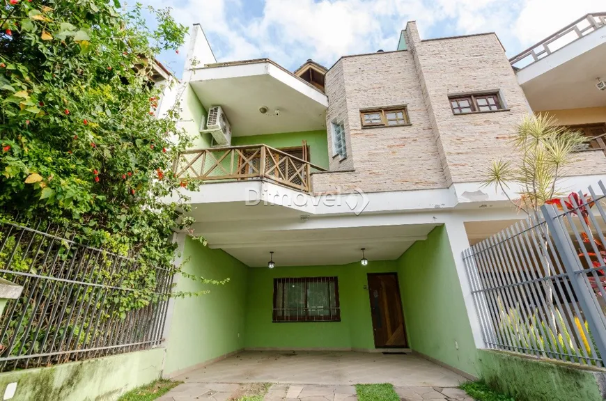 Foto 1 de Casa com 5 Quartos à venda, 258m² em Ipanema, Porto Alegre