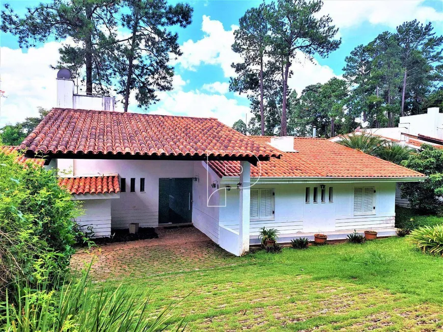 Foto 1 de Casa de Condomínio com 3 Quartos à venda, 237m² em Granja Viana, Carapicuíba