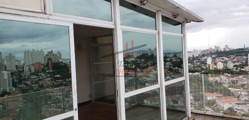 Foto 1 de Apartamento com 2 Quartos à venda, 160m² em Vila Madalena, São Paulo