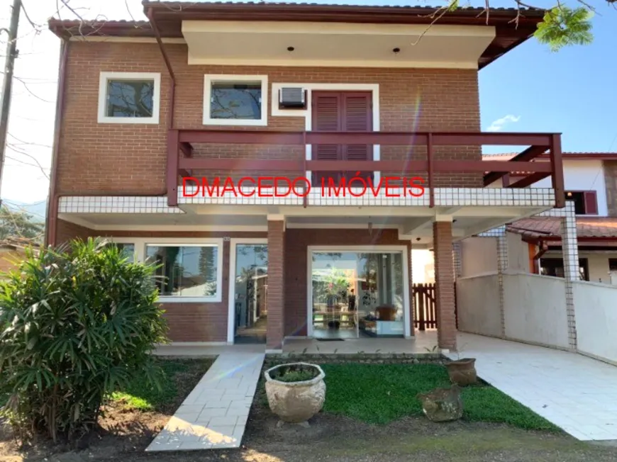 Foto 1 de Casa de Condomínio com 4 Quartos à venda, 250m² em Lagoinha, Ubatuba