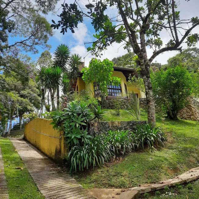 Foto 1 de Casa com 3 Quartos à venda, 900m² em Mury, Nova Friburgo