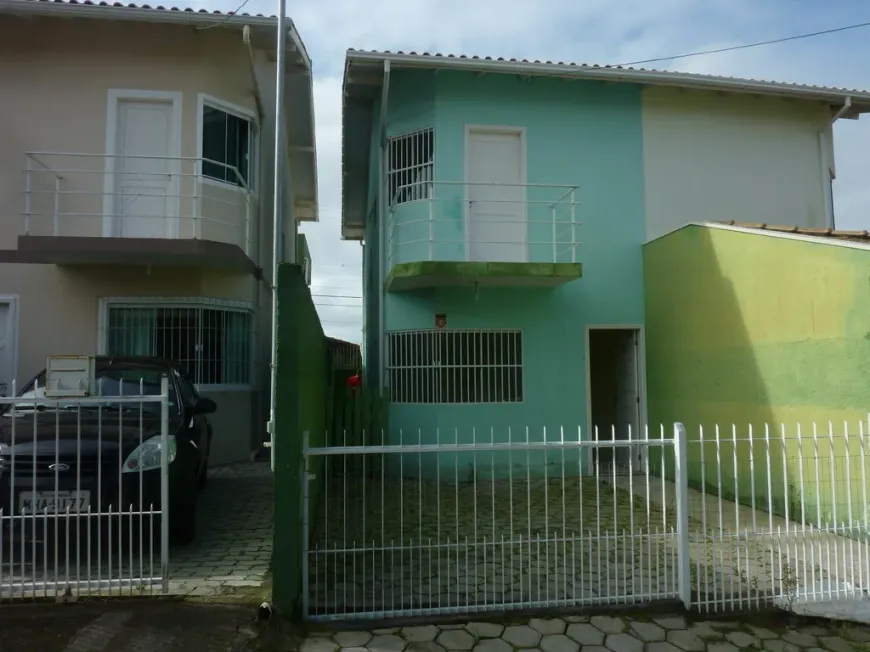 Foto 1 de Casa com 2 Quartos para alugar, 90m² em Ingleses do Rio Vermelho, Florianópolis