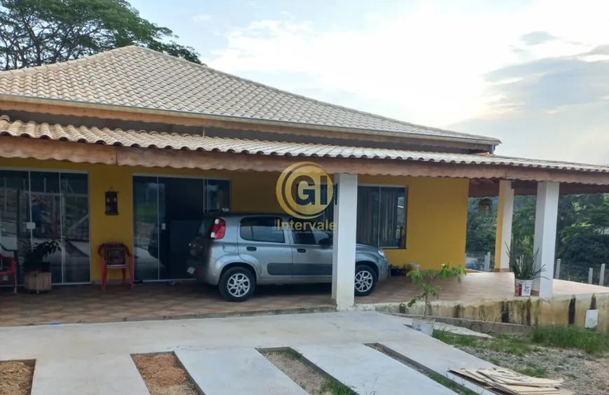 Foto 1 de Fazenda/Sítio com 4 Quartos à venda, 351m² em Centro Sao Francisco Xavier, São José dos Campos